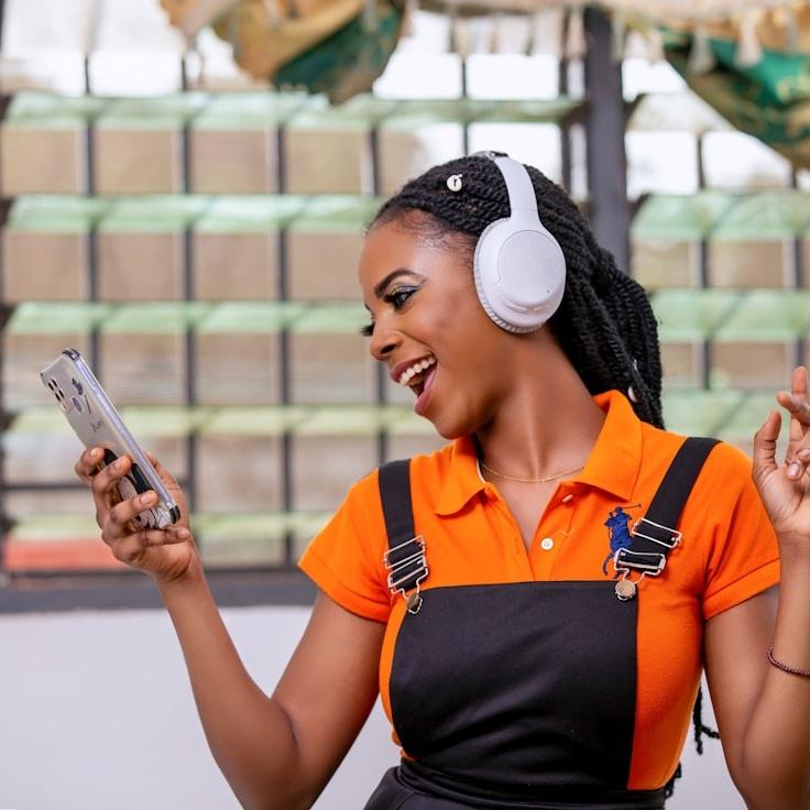 Mason Kapoor, Client Relations Director, discussing corporate gifting strategy with business clients